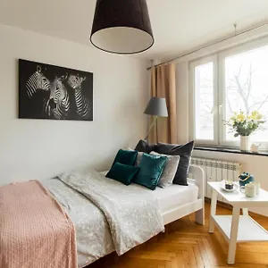 piotrapartments-ii.warsawhotelspoland.com/